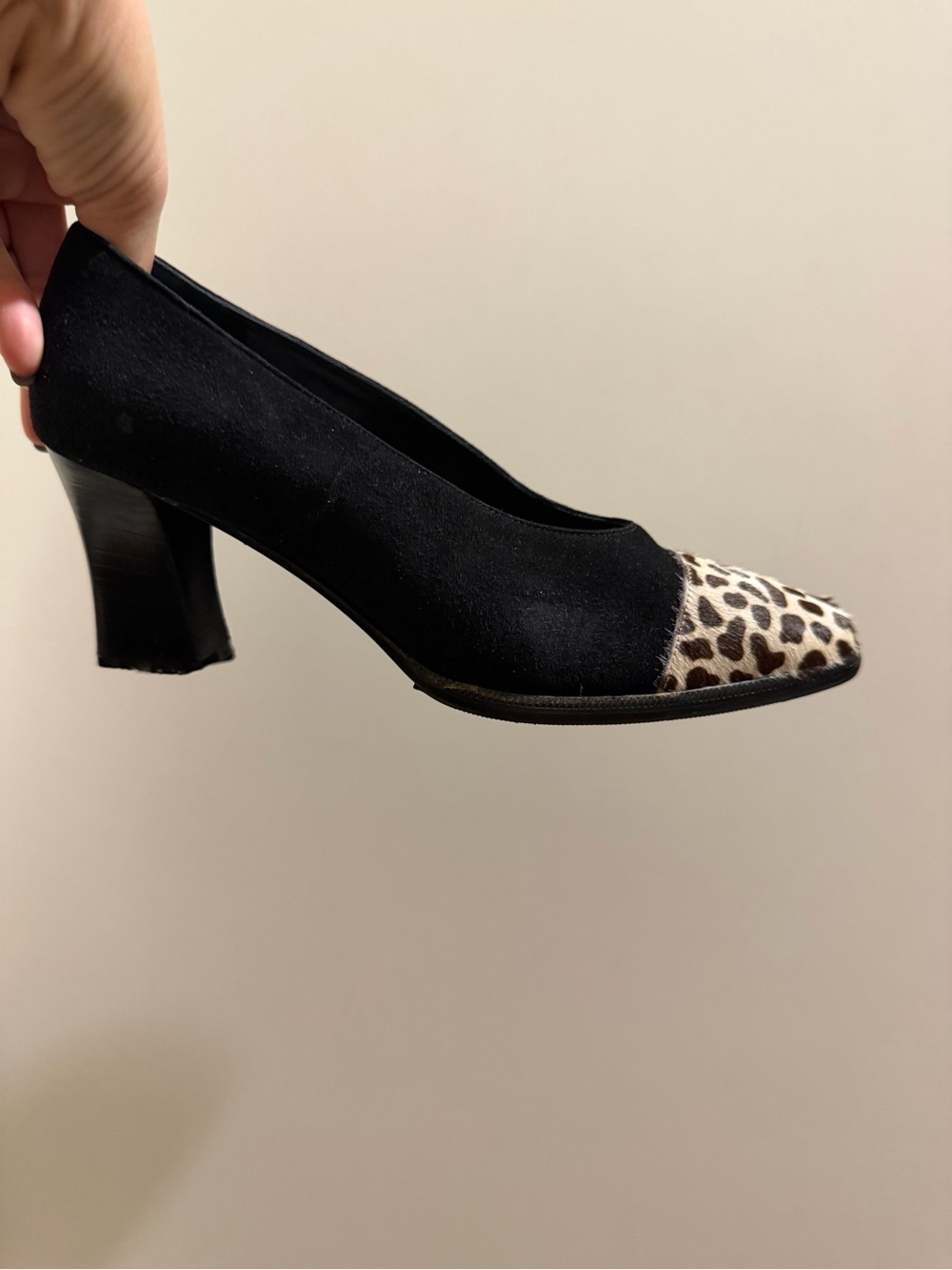 Vero Cuoio Black Pumps with Leopard Toe